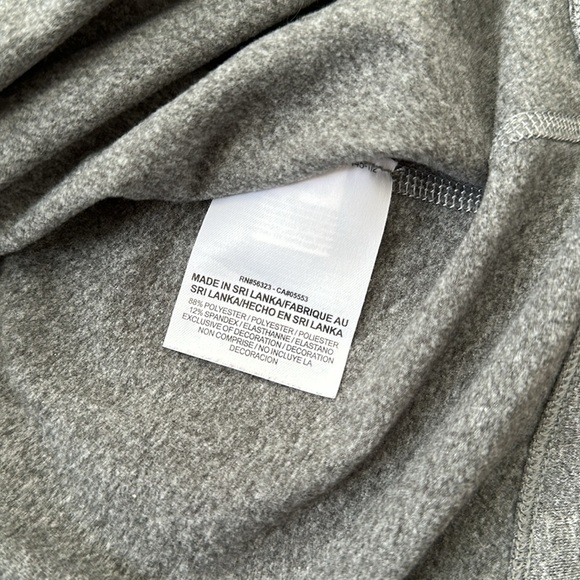 Women’s Nike Pro Dri-Fit 1/2 Zip Pull Over size Medium - Picture 6 of 9